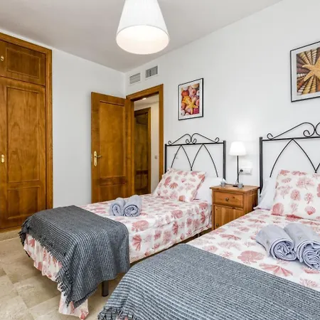 Centro Parking Apartment Fuengirola